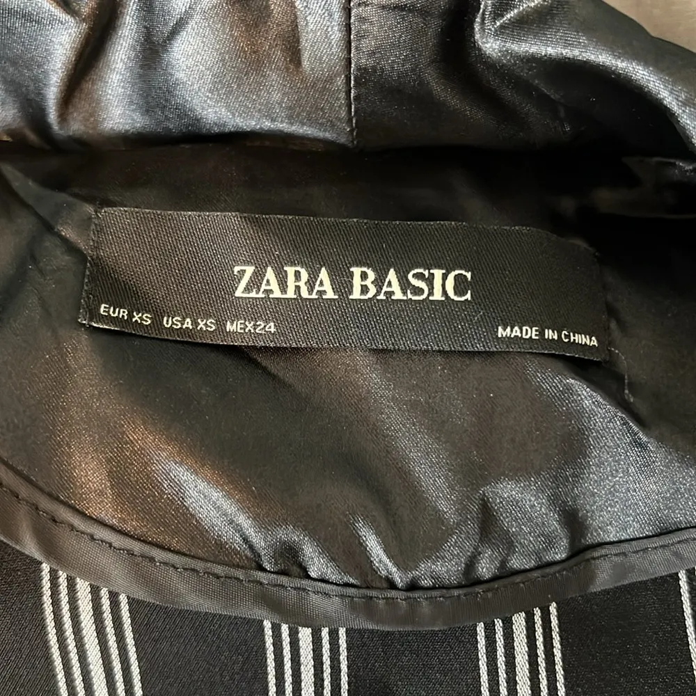 Zara Flowy Open Blazer Striped Size XS - Image 6