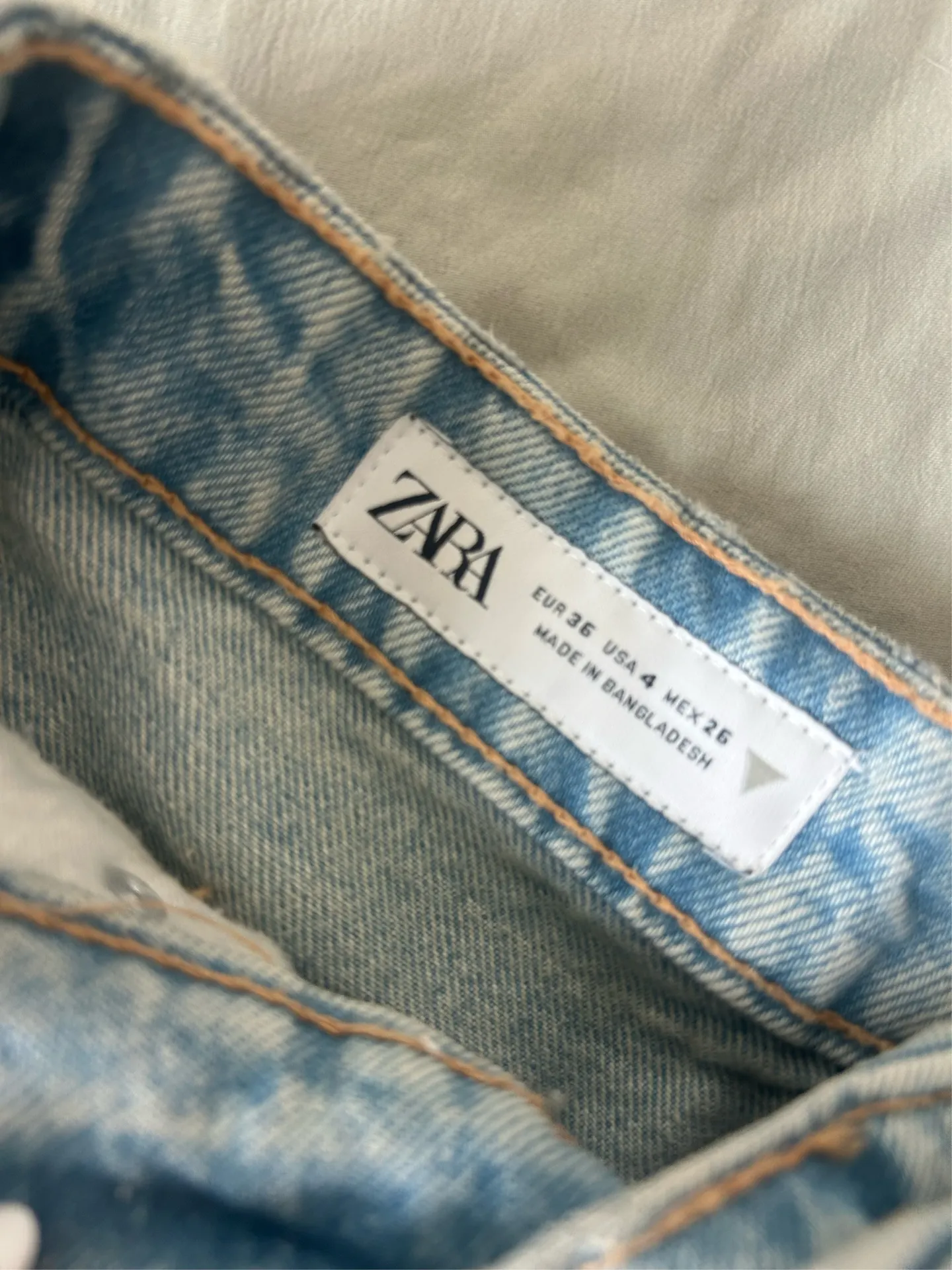 ZARA Denim Shorts High-Rise - Image 3