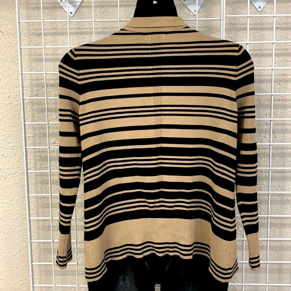 Dana Buchman NWT! Size: XL - Image 2