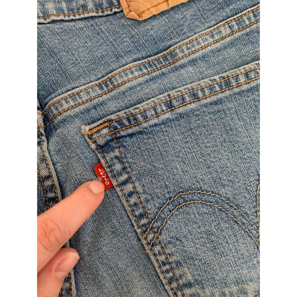 Levi’s Re plus denim shorts medium 10 high rise cut off re done - Image 8