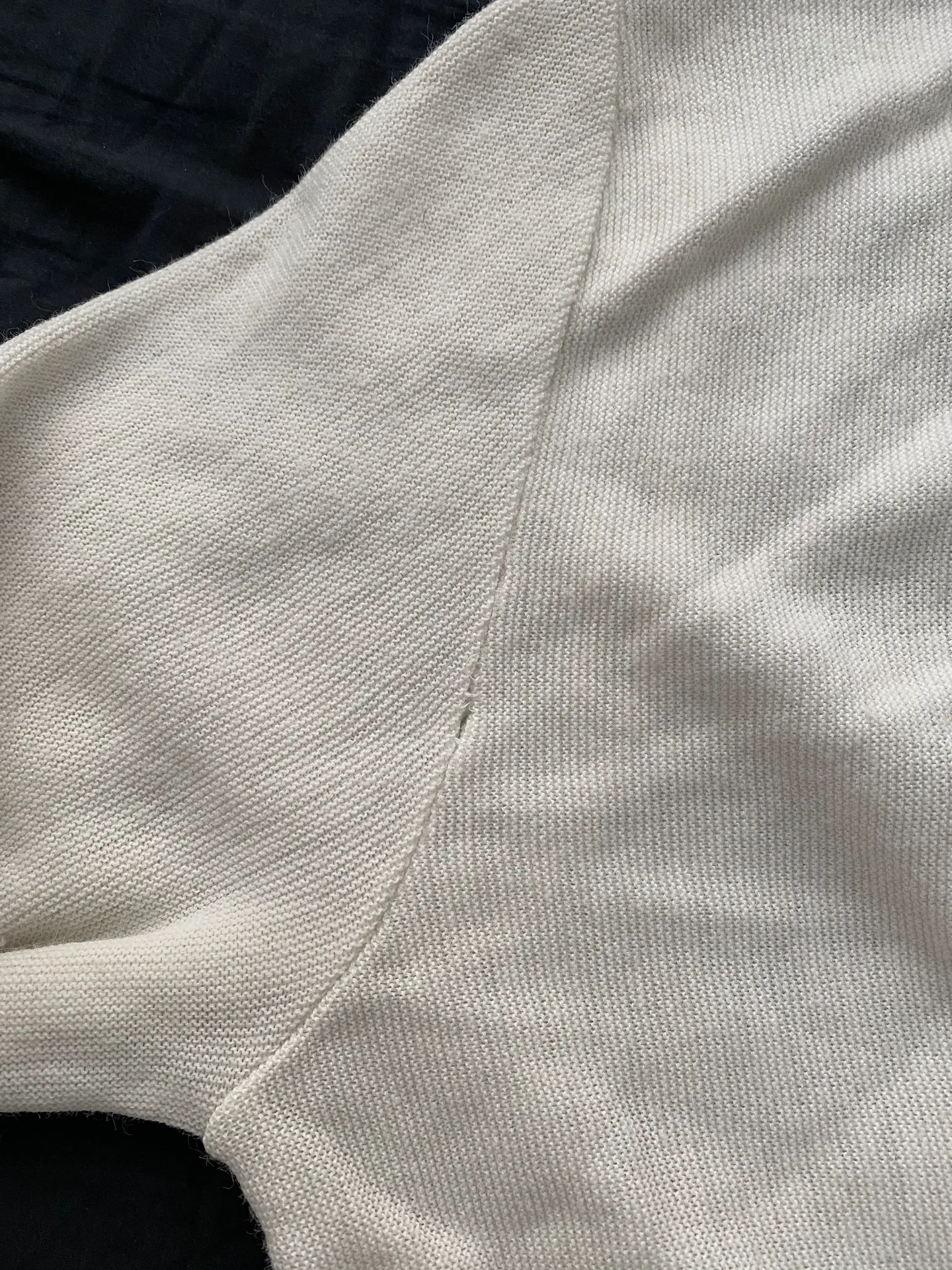 Vintage Robert Bruce Cardigan White - Image 4