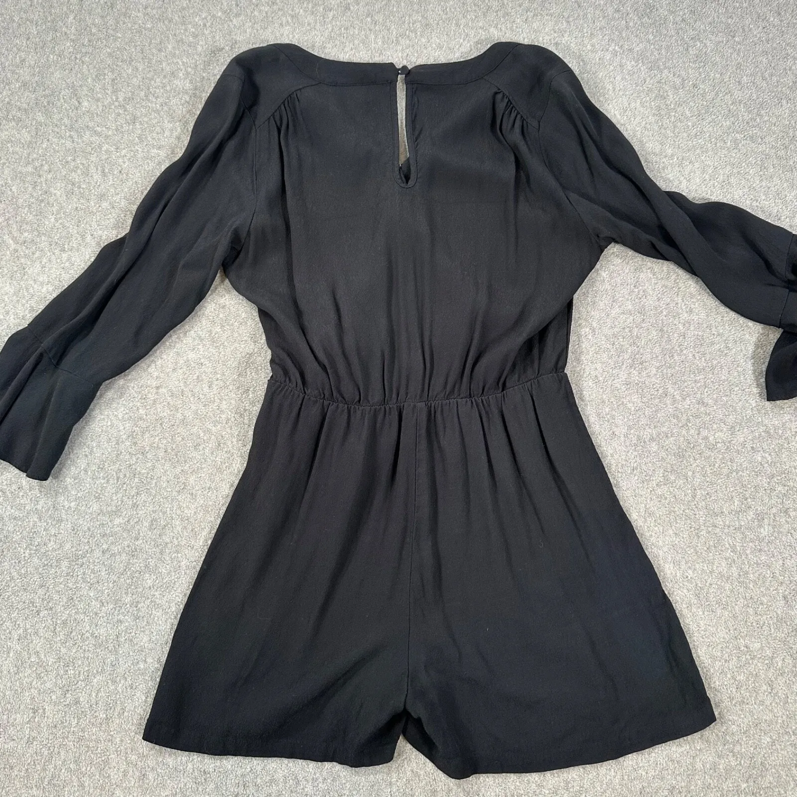 Who What Wear Black Romper Size X-Small Bell Sleeve Tie Waist Shorts - Image 7