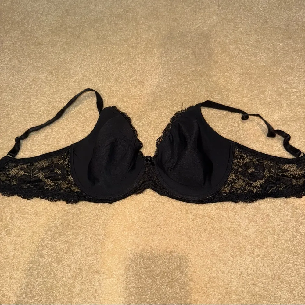 Victoria’s Secret -  Black Lace Bra - 36C - Image 2