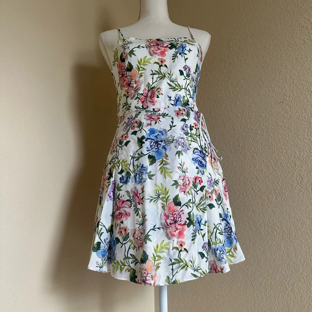 Alice + Olivia Trixie White Floral Coquette Mini Dress Sz 4 Sleeveless Party - Image 5