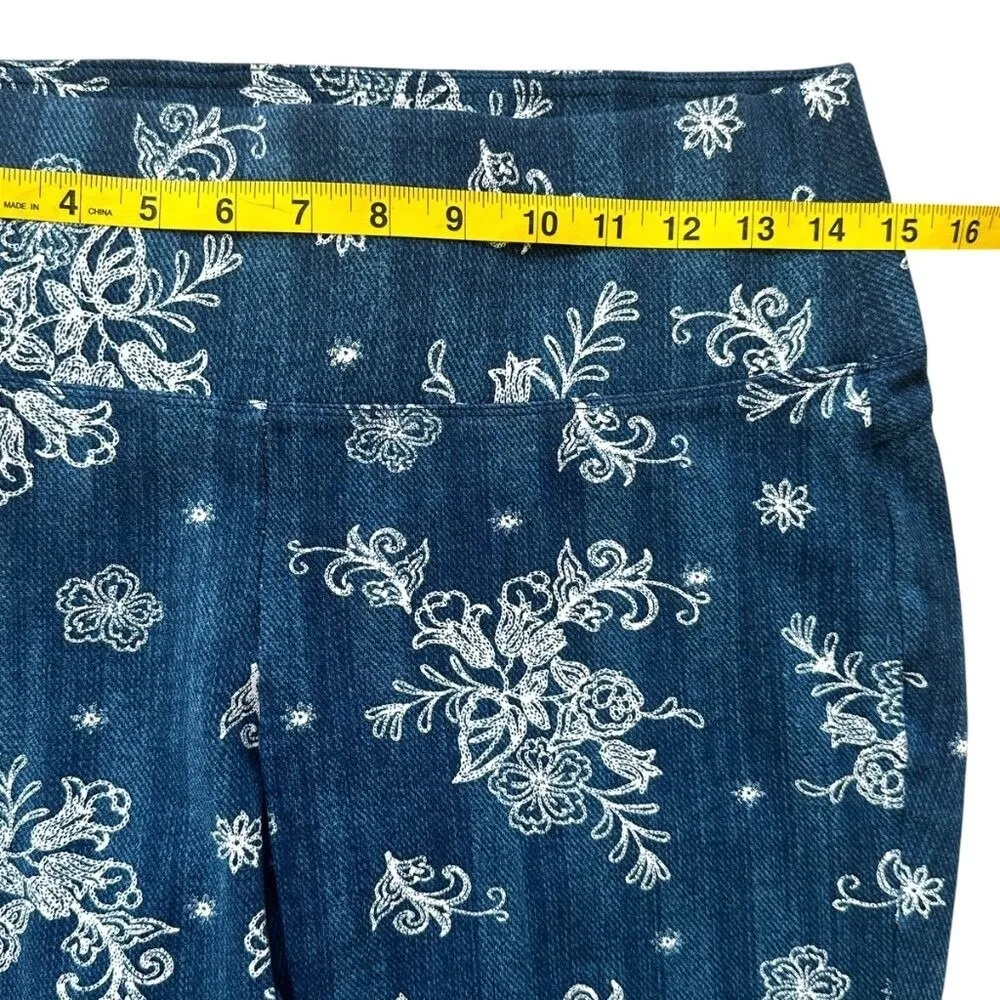 Slim Factor Capri Pants Flare Ruffle M Blue White Floral Boho Cottagecore FLAW Size M - Image 5