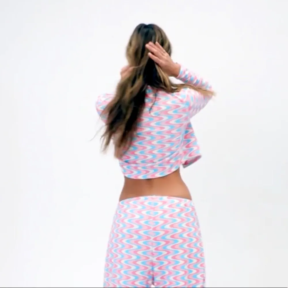 Cheri Terry Cardigan in Sister Swirl - Image 8