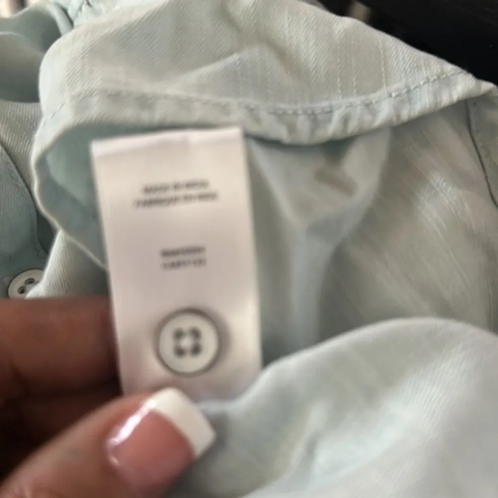 Beach Lunch Lounge Button Down Collar Shirt Top Overlap Peek A Boo Back Slit S - Image 5