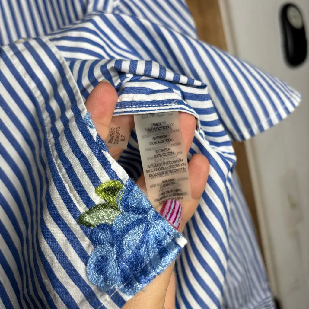 Calvin Klein women’s‎ Striped Blue and White Blouse floral embroidered size s - Image 6