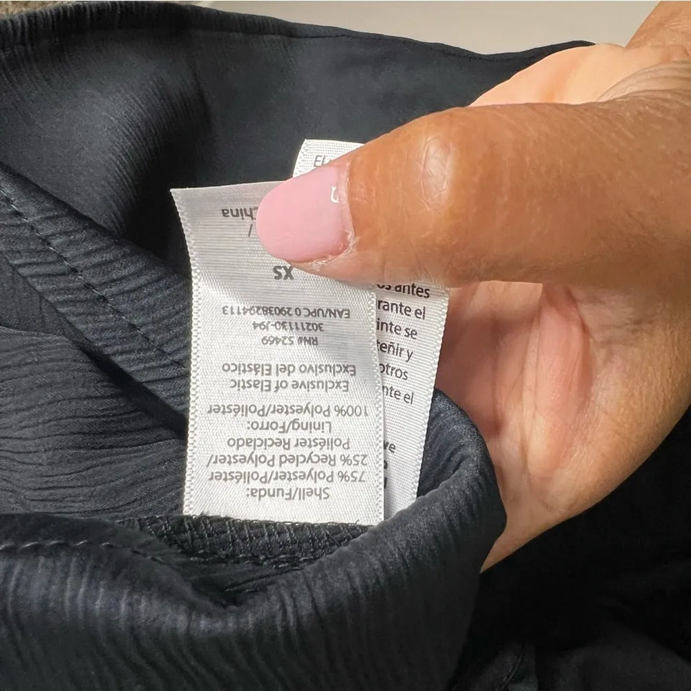 SOFIA by Sofia Vergara‎ Black Off The Shoulder Blouse Size XS - Image 5