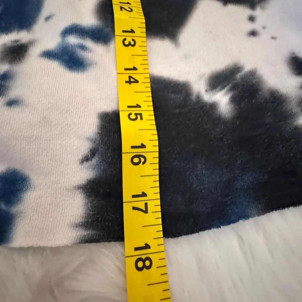 Colsie Cozy Navy Blue and Black tie dye Fleece lounge set (bottoms = S, top = M) - Image 8