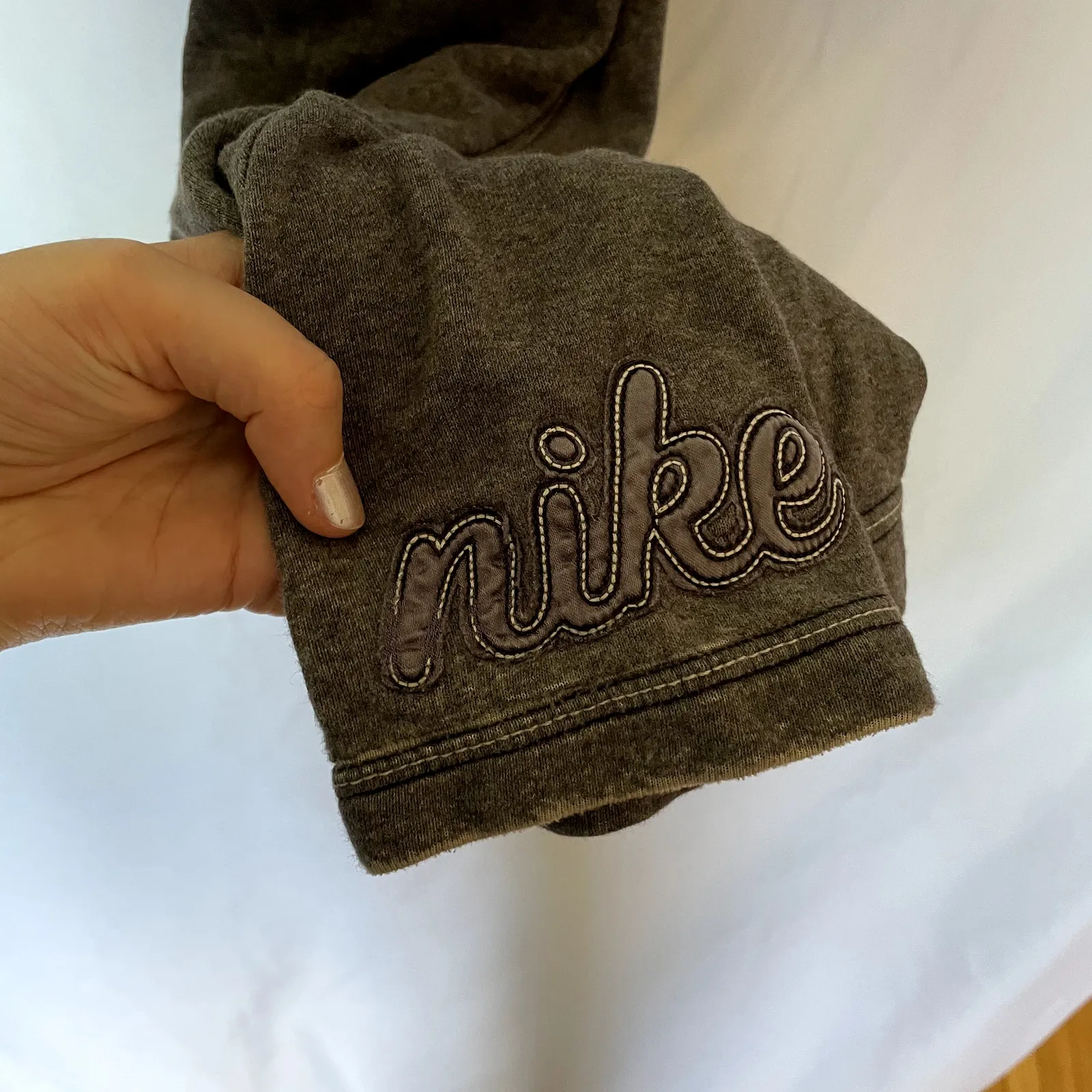 Nike wide leg sweatpants gray women's size large cotton pants athleisure comfort - Image 5