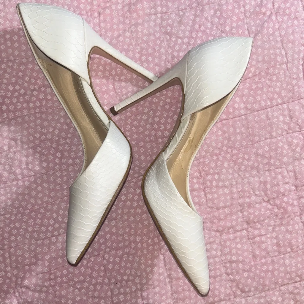 Jessica Simpson  Size 5.5 Off White Snakeskin Pattern Heels - Image 7