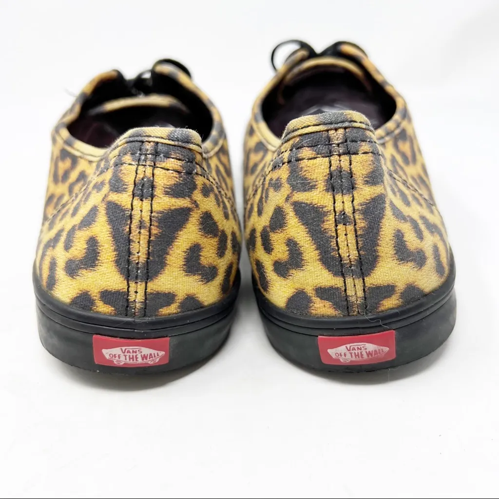 Vans Off the Wall Cheetah Print Sneakers Unisex 9.5W / 8M - Image 8