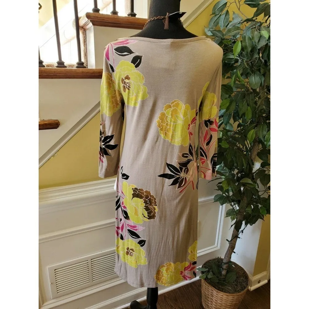 NWT Old Navy Floral Print Shift Tunic Dress Medium - Image 4