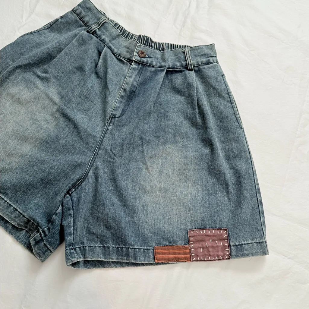 Vintage Denim Shorts for Women Size M High Waist Loose Fit with Front Pleats Blue Size M - Image 4