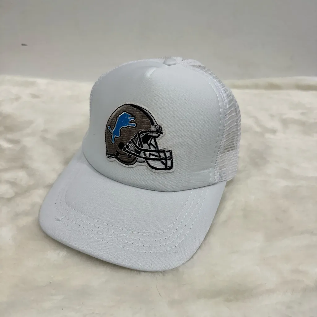 Detroit Lions trucker hat White with Blue and silver helmet logo! - Image 2