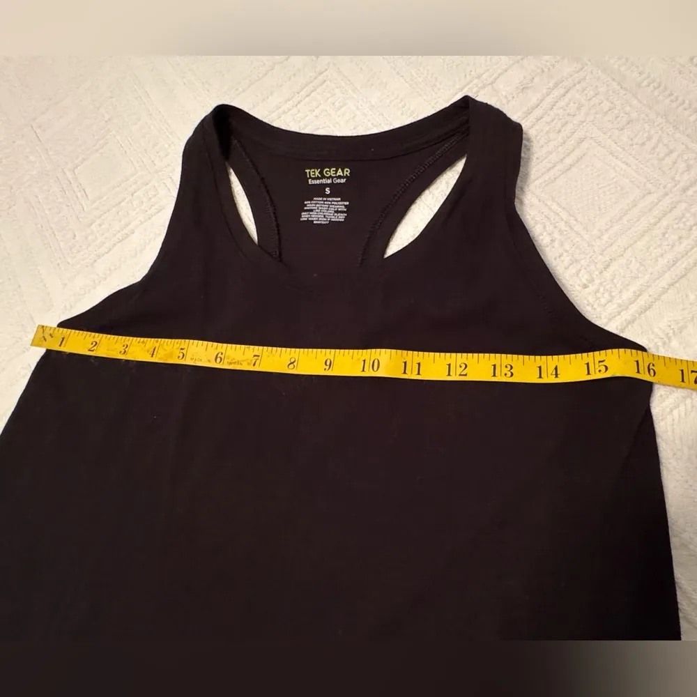Tek Gear Women’s  Essential Gear tank top - black - Small - washed but not worn - Image 5