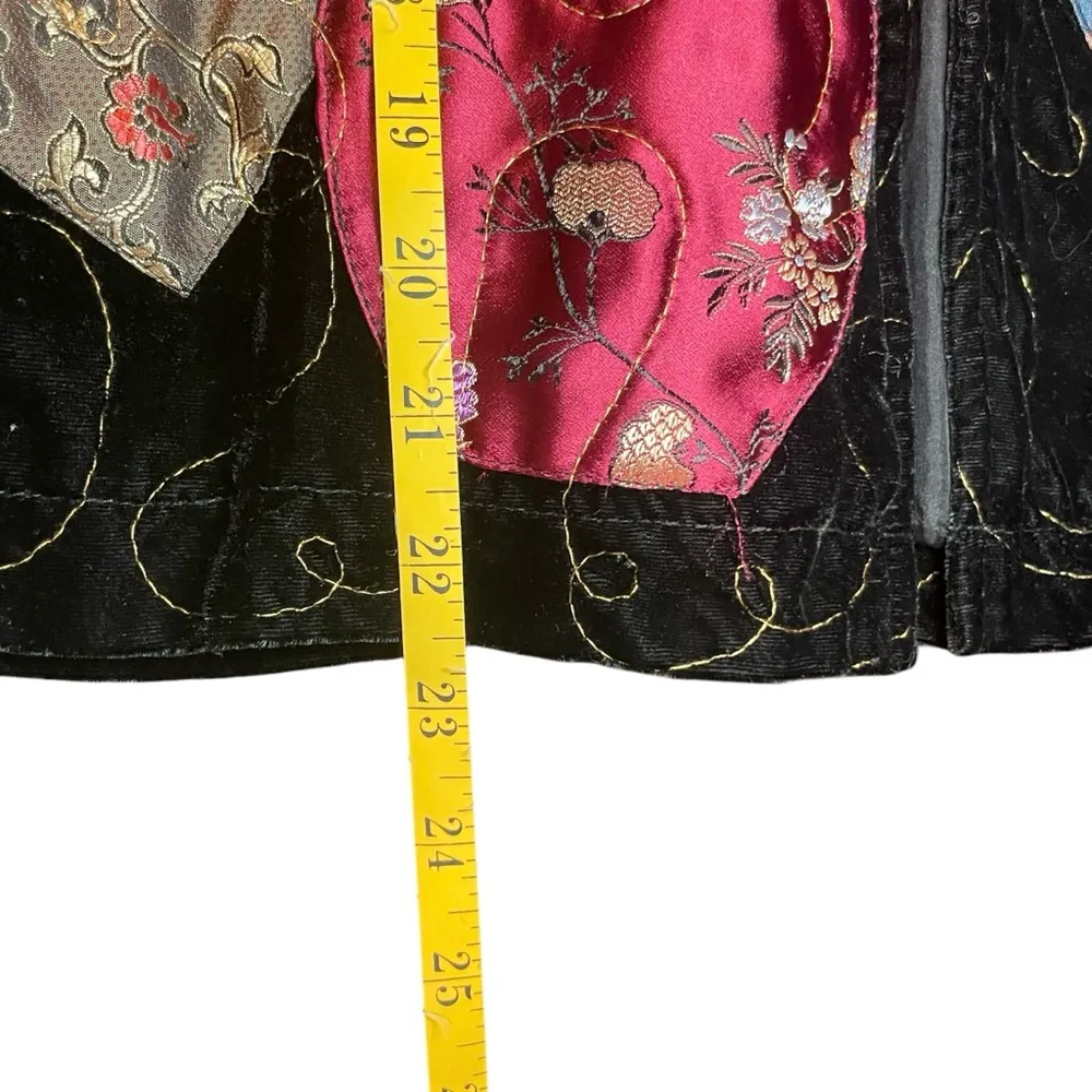Chico's Black Velvet Patchwork Blazer  Jacket‎ Small Artsy Boho Abstract Grandma - Image 10