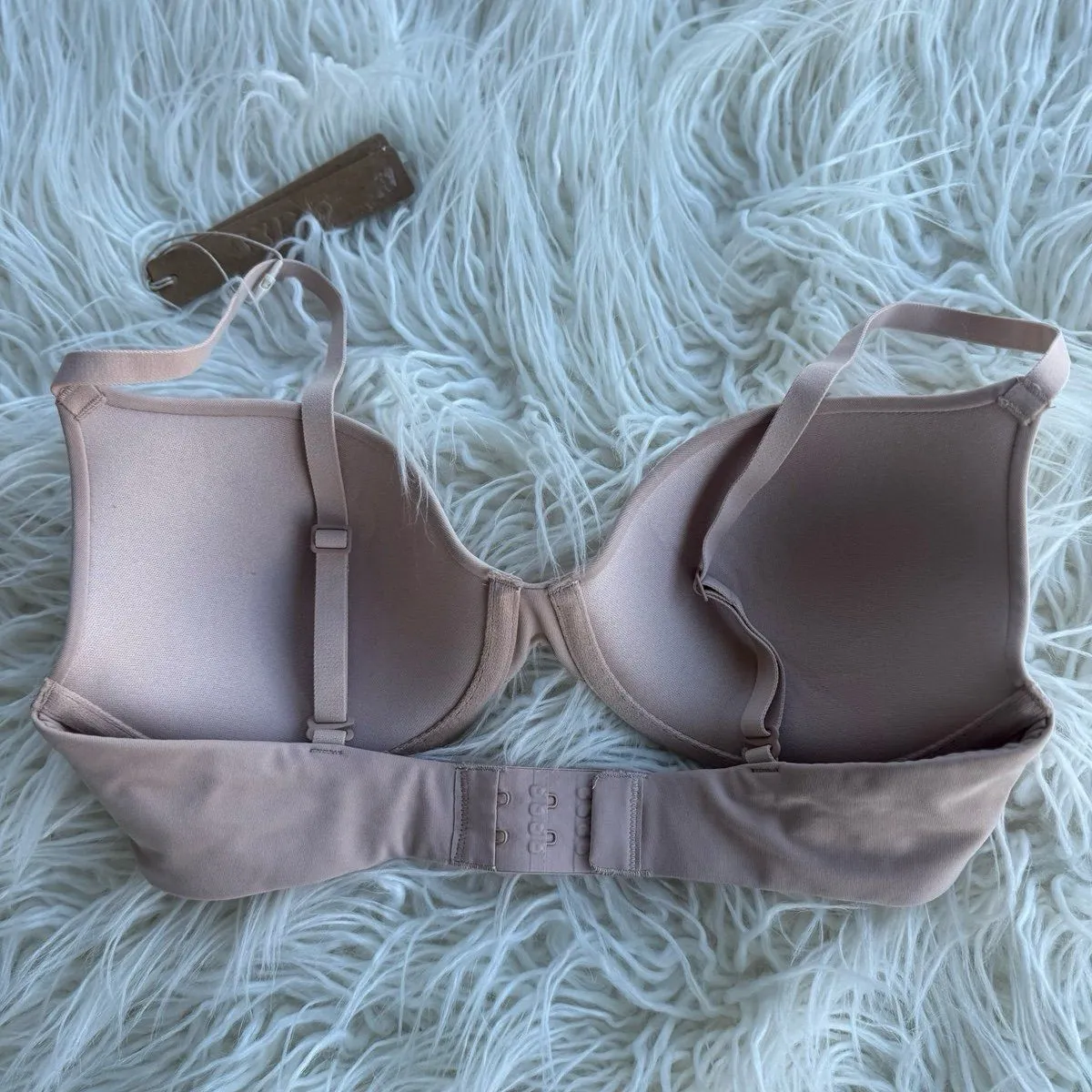 Skims Fits Everybody T-shirt Bra Mica Size 32C - Image 5