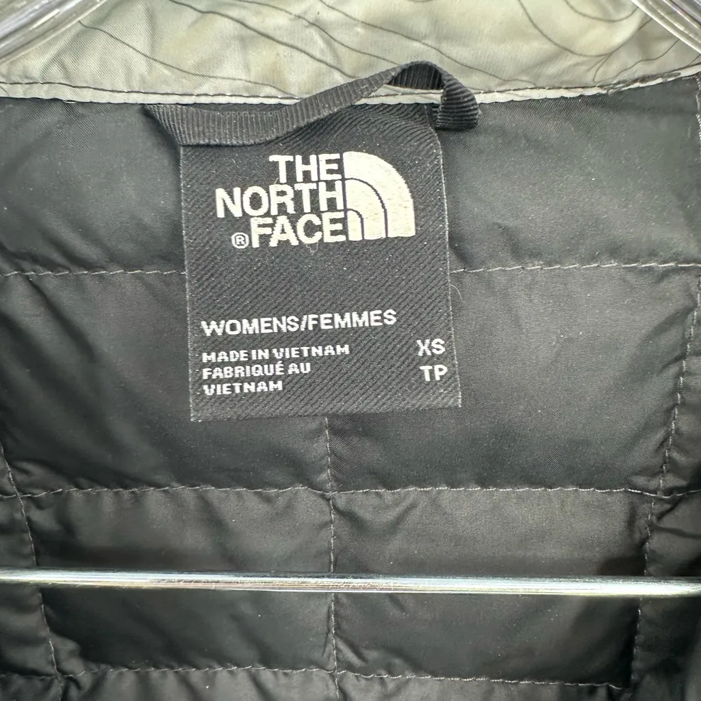 The North Face Women's ThermoBall Eco Snow Triclimate Black/Gray Size XS - Image 3