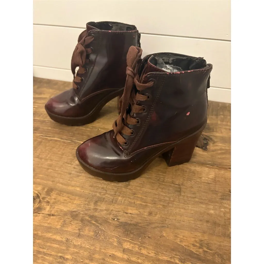 Aldo Women's Wedge Heel‎ Booties Red Lace-Up Size 6.5 - Image 4