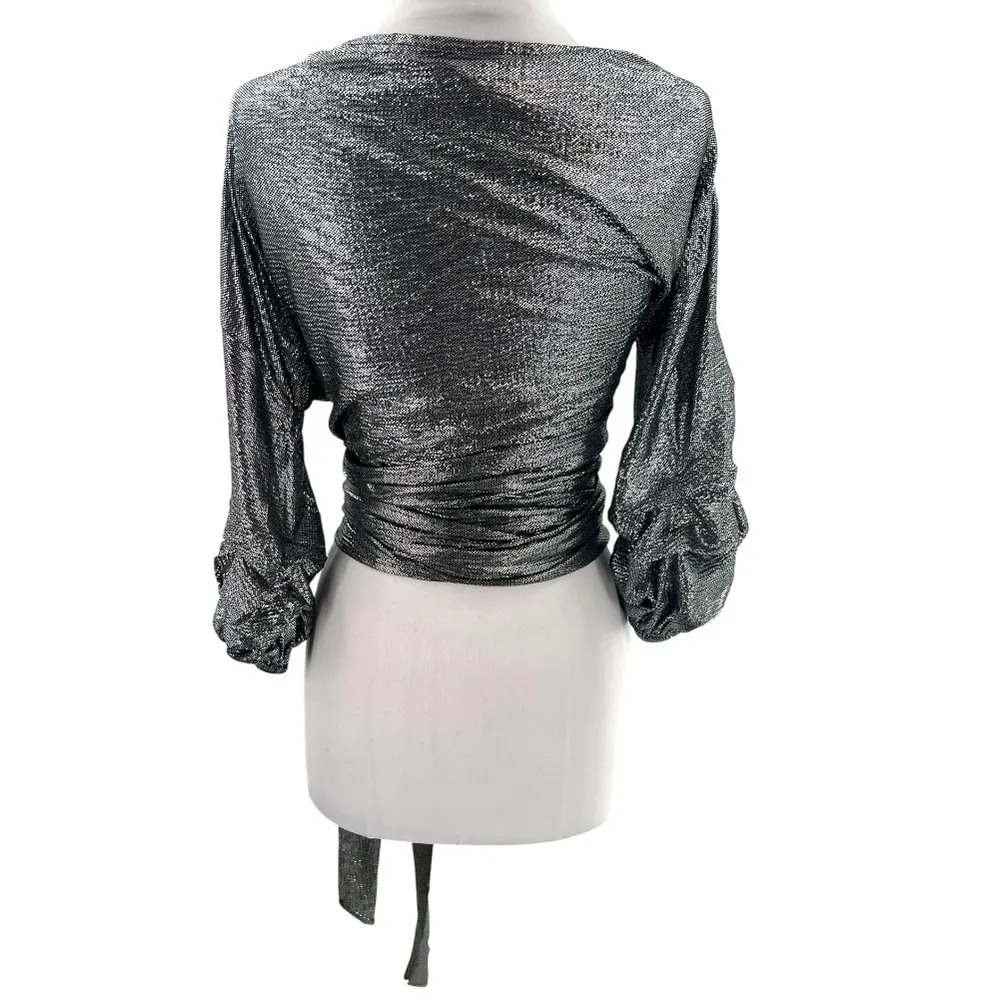 Lovers + Friends Bow Blouse in Silver revolve sz XS - Image 4