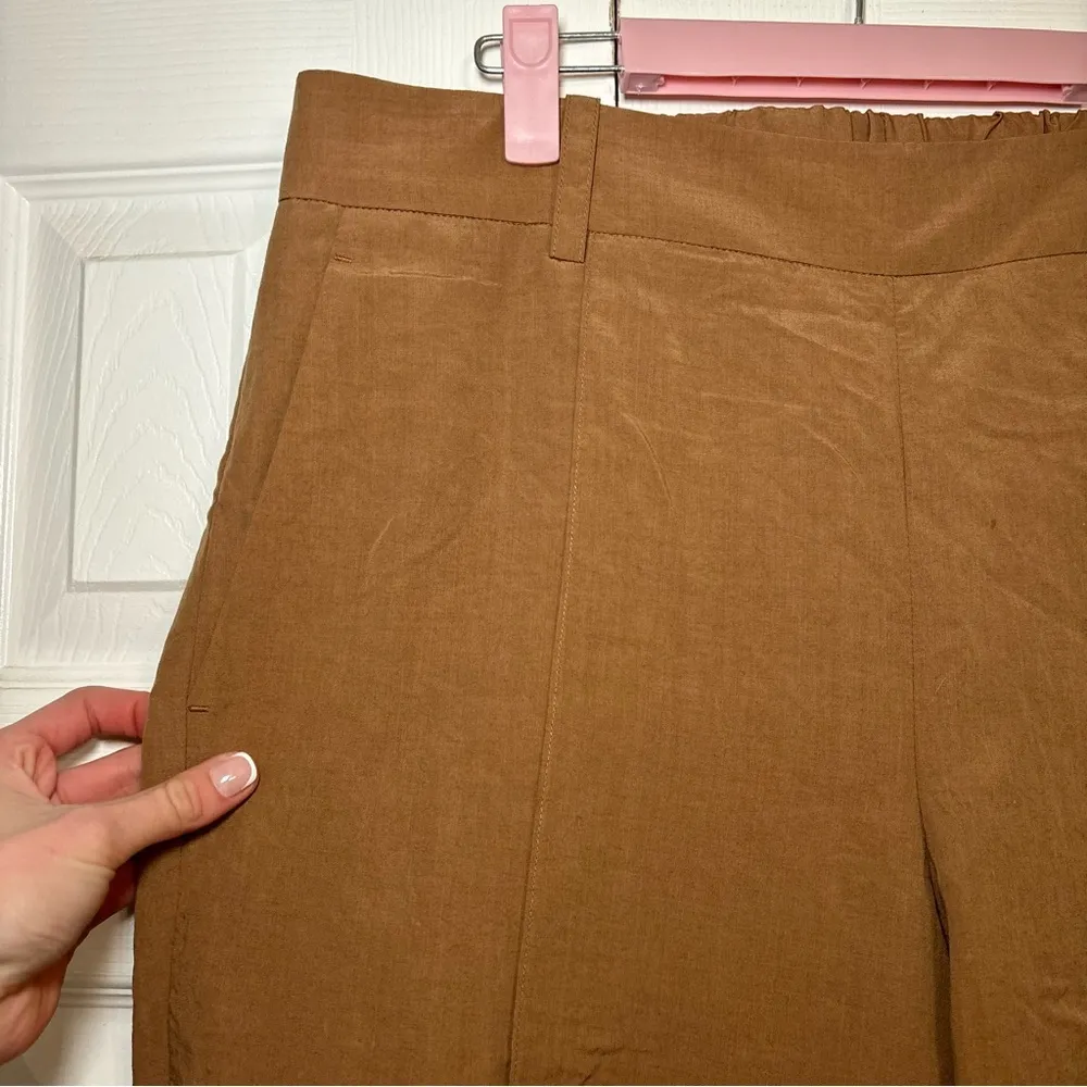 Vince Mid Rise Pleated Pull On Pants In Nile - Image 8