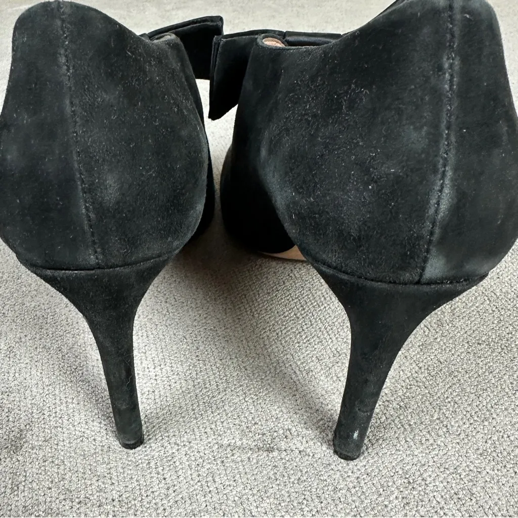 KATE SPADE Black Suede Bow Heels Size 8 M - Image 6