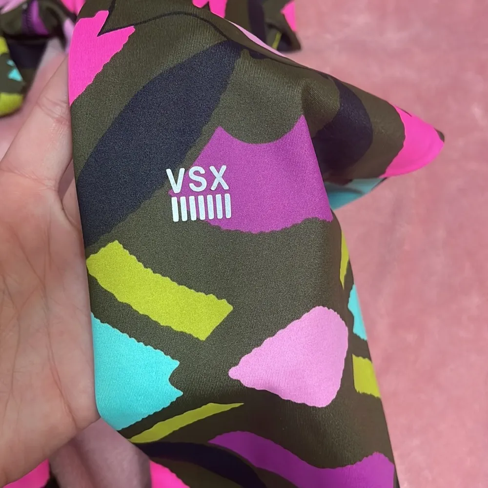 Victoria Secret- size small - Image 6