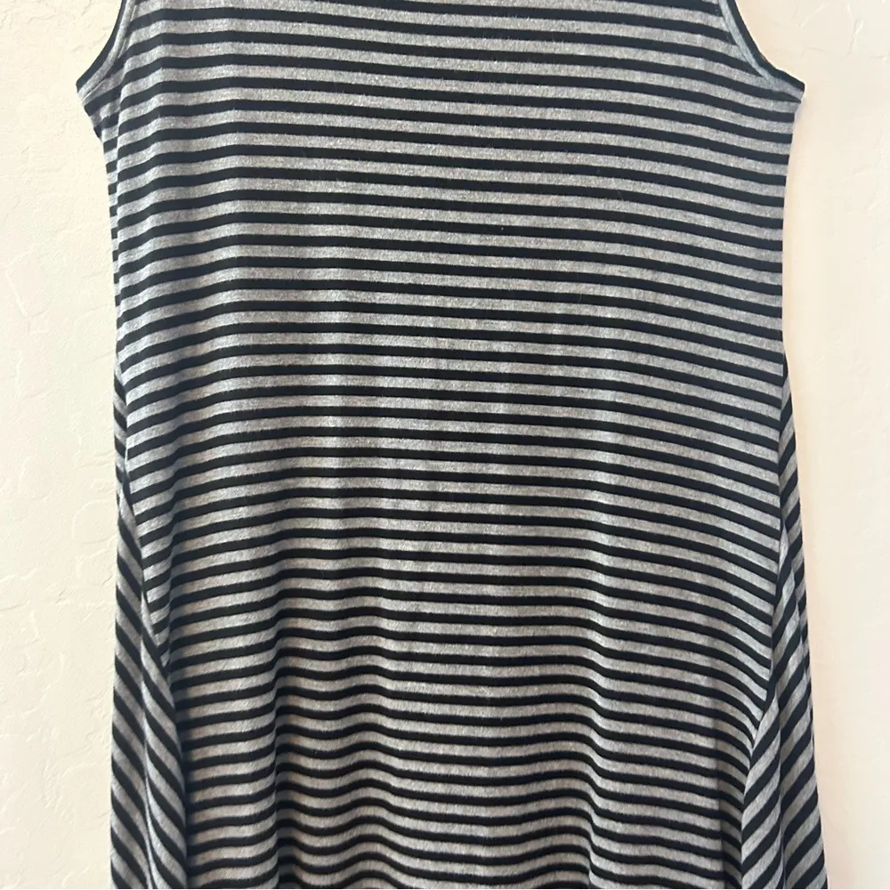 Style & Co a-line black and gray striped swing sleeveless dress size medium - Image 12