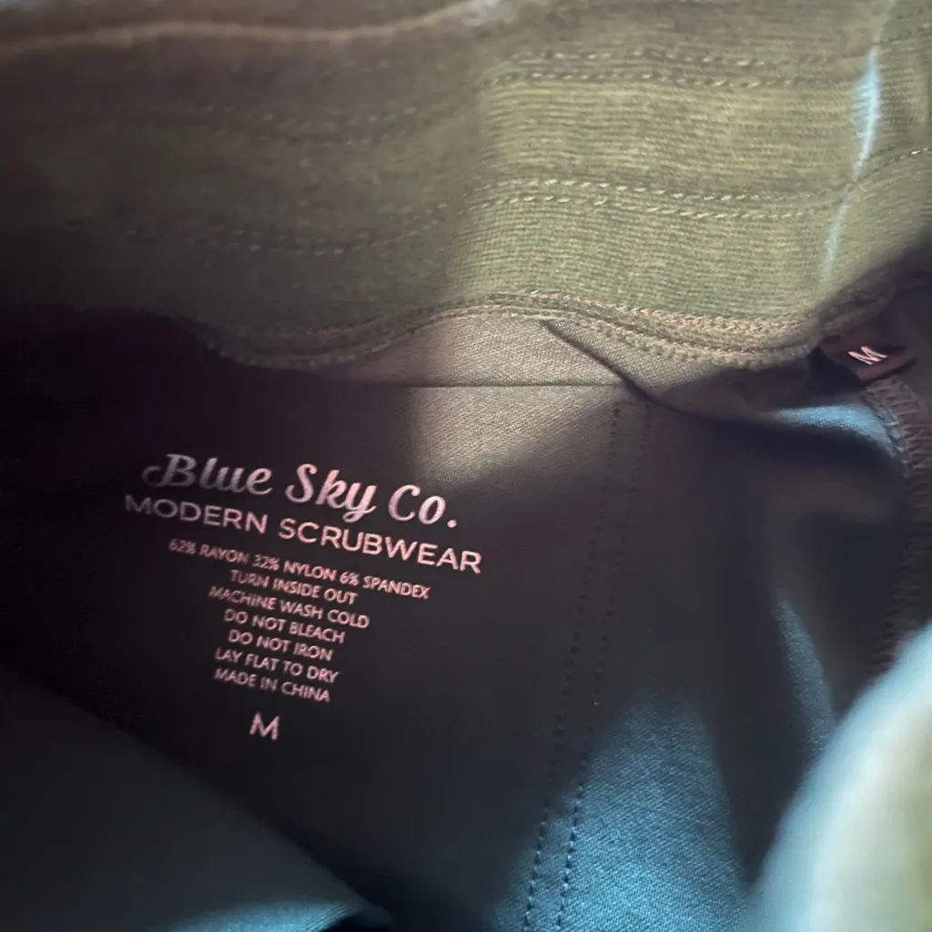 Blue Sky women’s scrub Pants in Forest Green Size M - Image 2