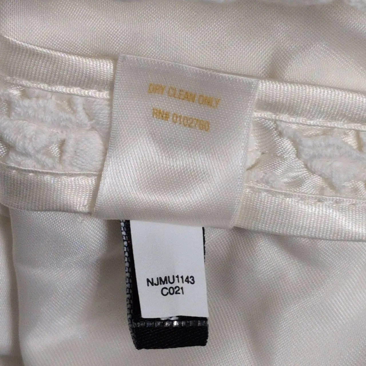 Kate Spade New York Wedding Belles White 3D Floral Lace V Neck Cocktail Dress 0 - Image 11