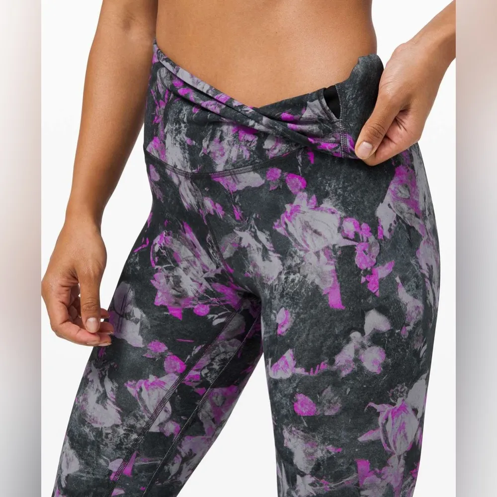 Lululemon Align Pant II 25” Floral Shift Multi Size 4 - Image 3