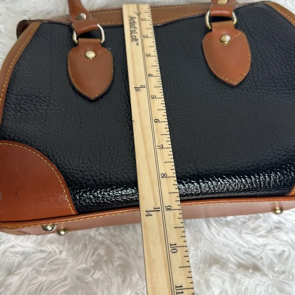 Unbranded Leather Satchel (Doctor bag style) Dark Blue and Tan - Image 9