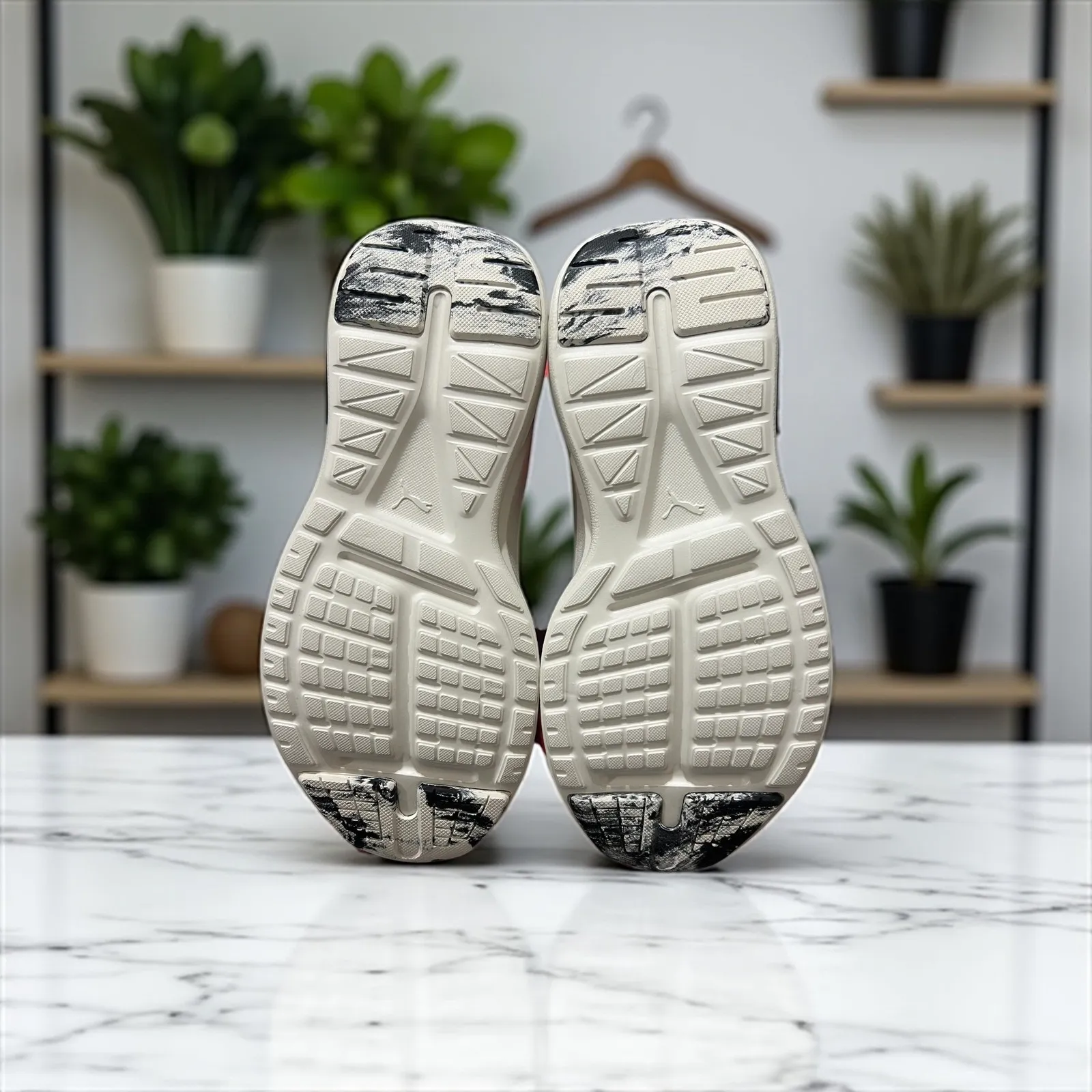 Puma Women's Softride Running Shoes Black Gold Accents Athletic Sneakers Size7.5 - Image 9