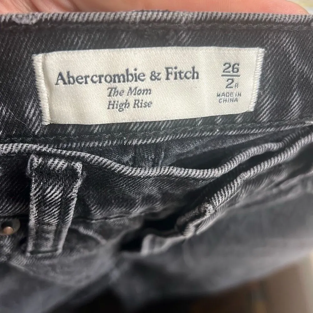 ✨Abercrombie & Fitch High Rise Mom Black Sz 26/2 Jeans✨ - Image 10