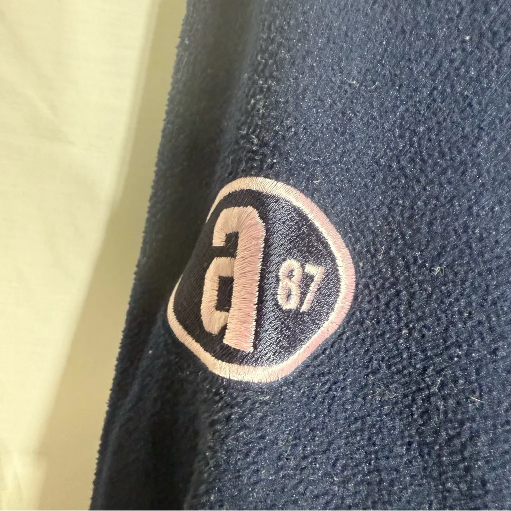 Y2K Aeropostale Aero-Tec Fleece Navy and Light Pink Crew Neck Fleece Size XL - Image 3