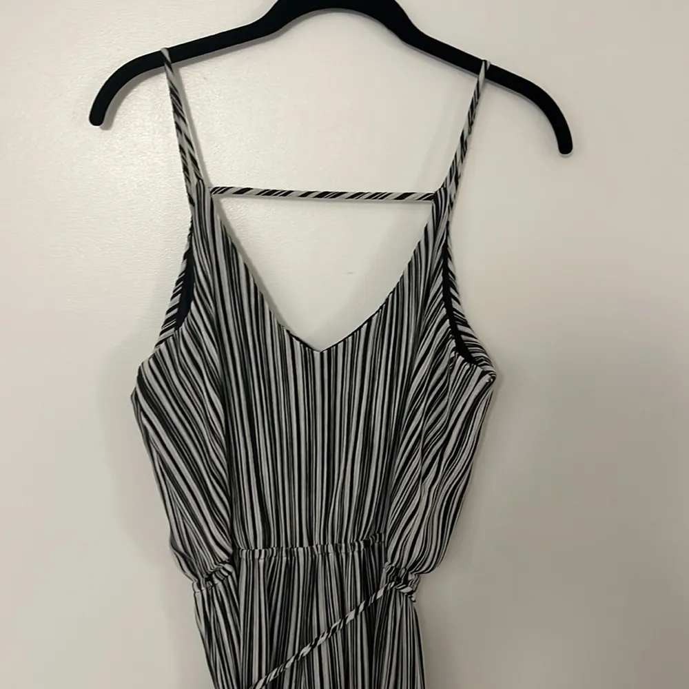 Xhilaration Jumpsuit XS - Image 4