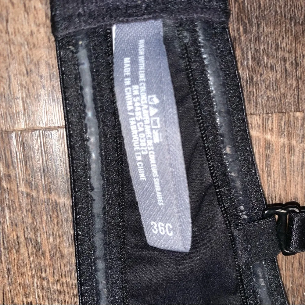 Aerie Audrey 36C Multi Way Strapless Black Bra - Image 7