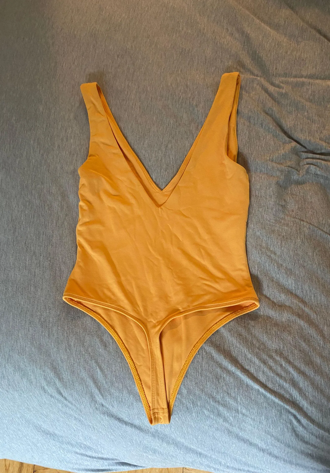 Babaton Contour V Neck Bodysuit From - Image 2