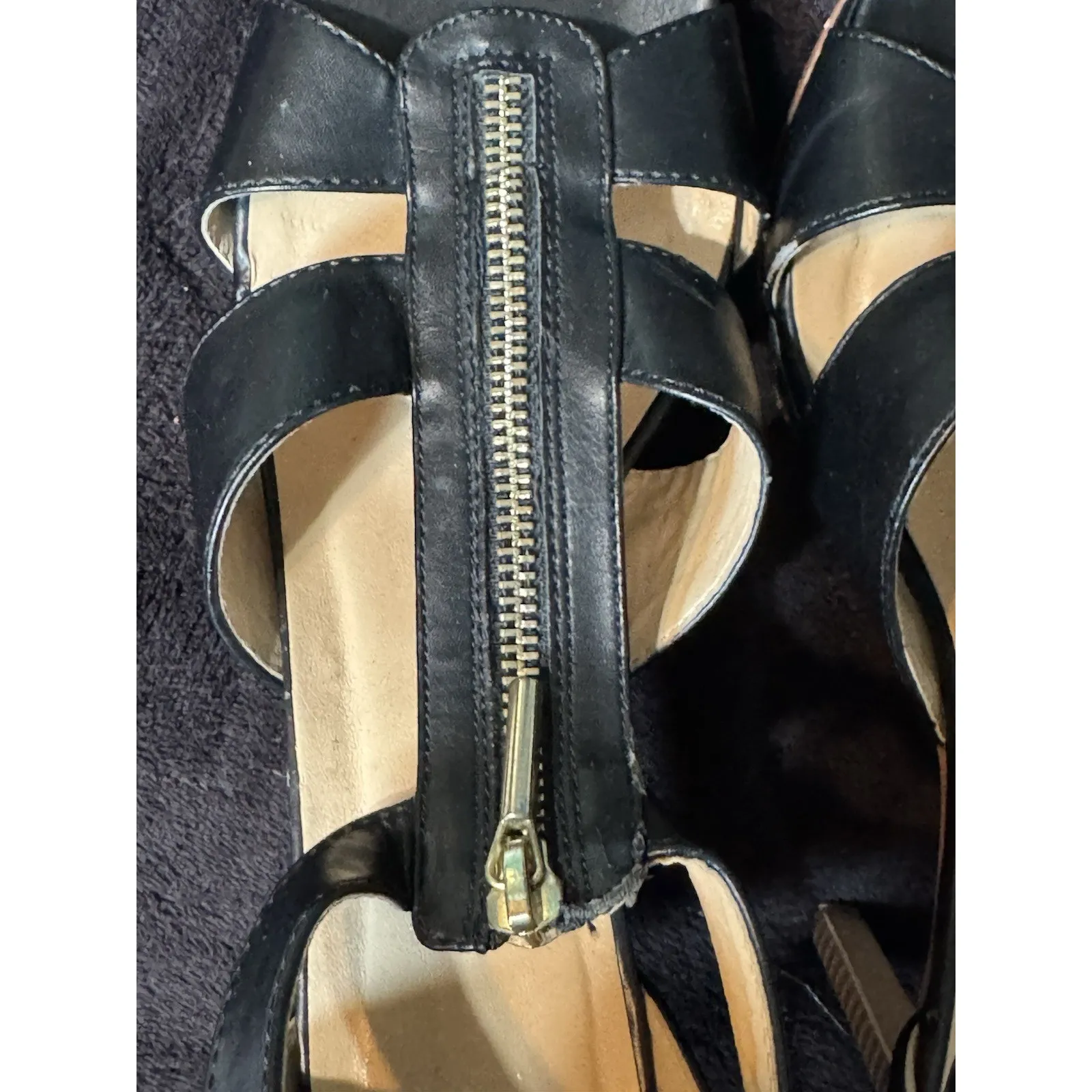 XOXO Women's Black Zip Up Open Toed Heels, 8.5 - Image 3