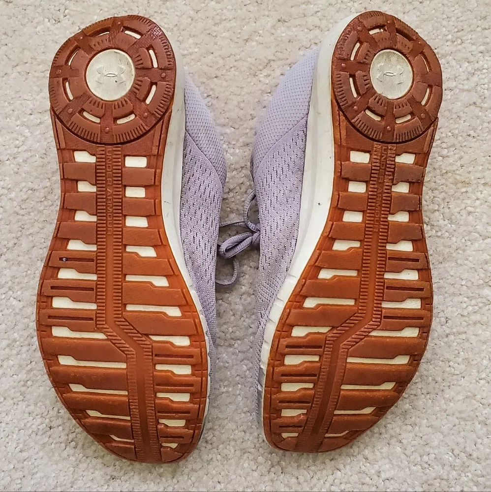 Under Armour Running Shoes - Image 3
