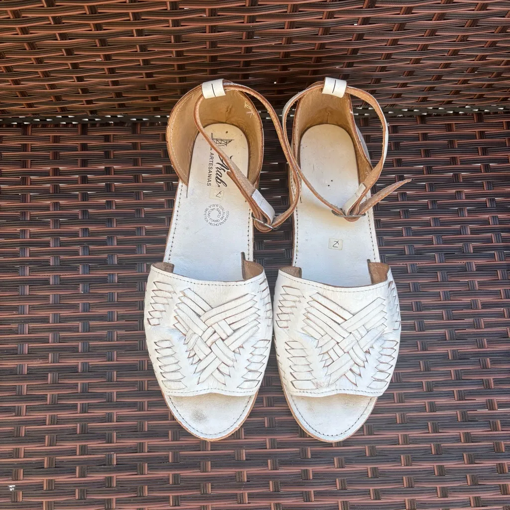 Mexican Huarache White Leather Sandals size 10 - Image 2