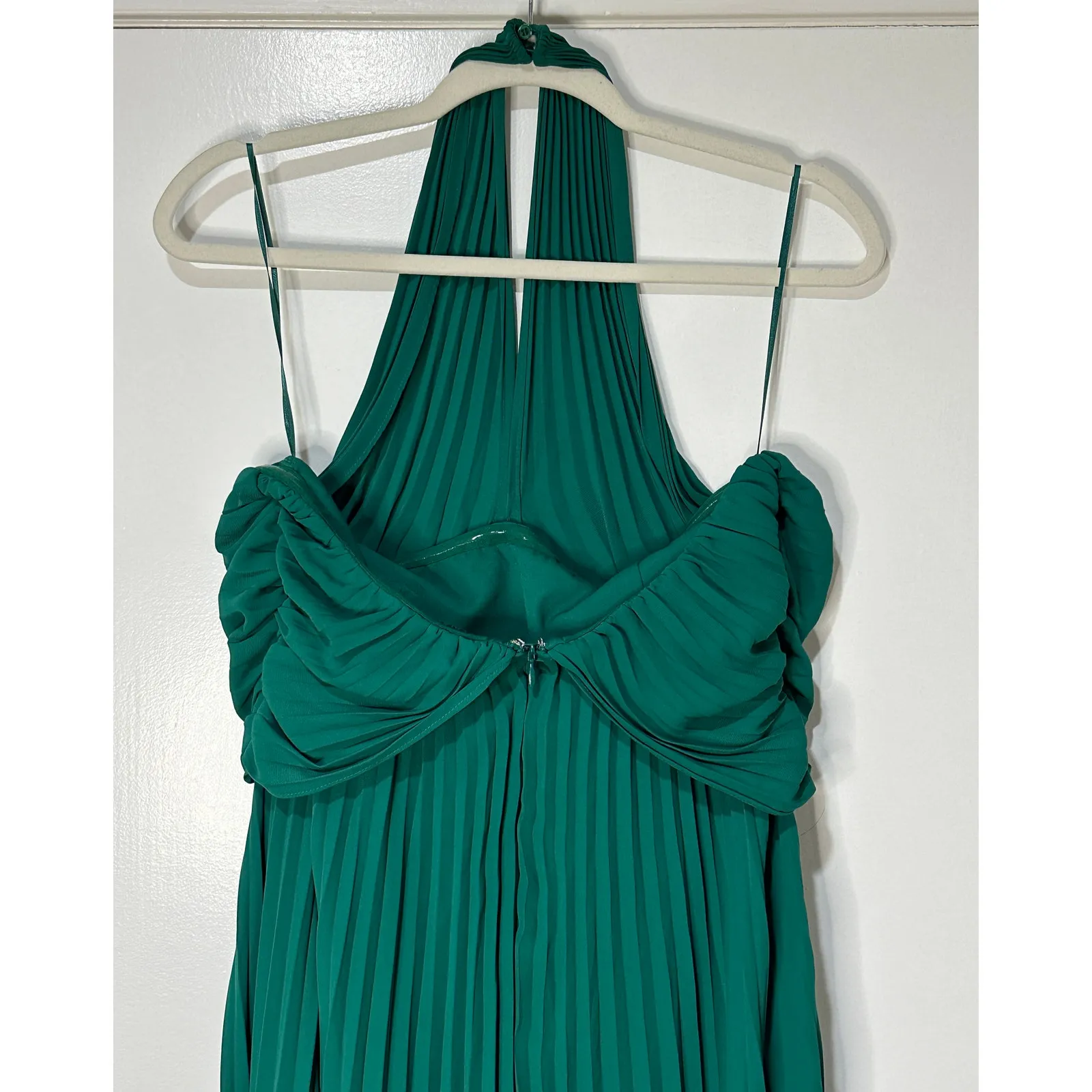 Reiss Roya Halter Neck Pleated Midi Dress Emerald Green Size 6 NWT Elegant Dress - Image 9