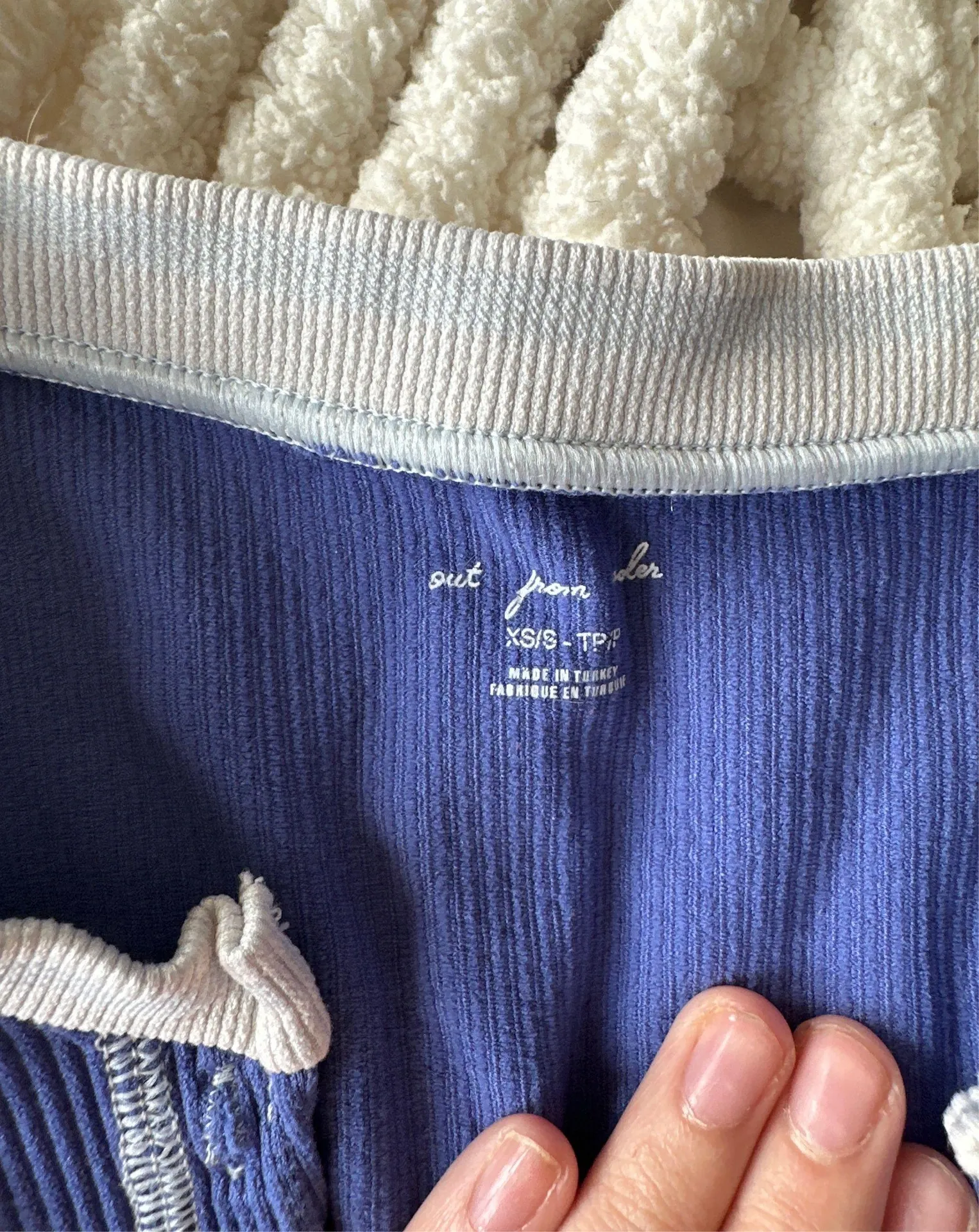 Go Urban Outfitters For Gold - Image 2