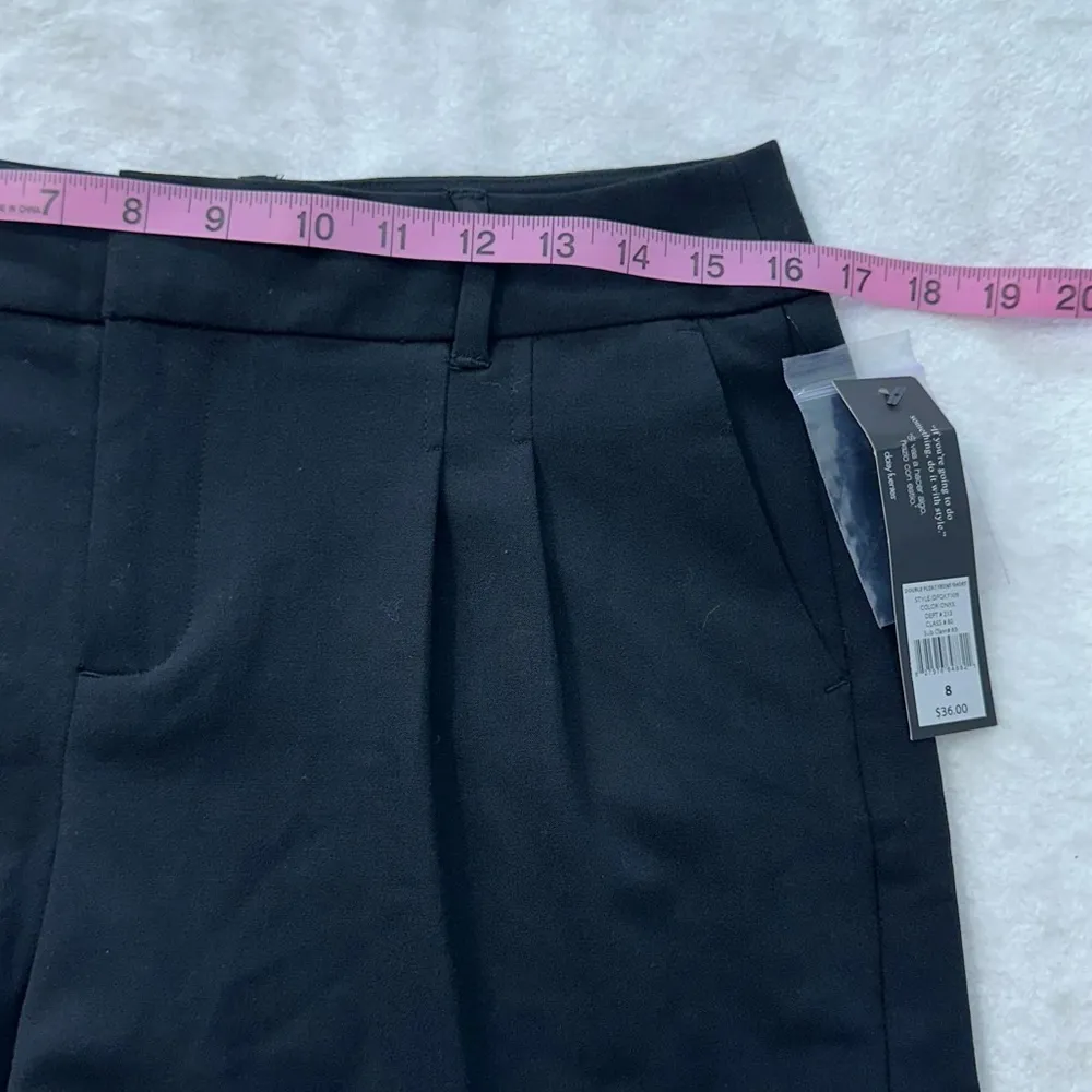 Daisy Fuentes Black High Waist Tailored Shorts With Pockets - Image 7