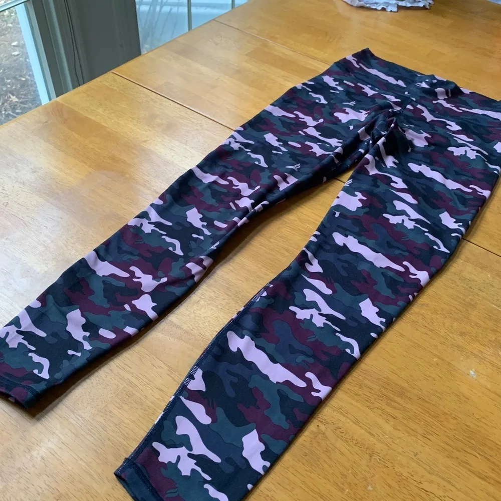 Fabletics Boost PowerHold High Waisted Camo Stretch Legging Yoga Pilates, Size S - Image 2