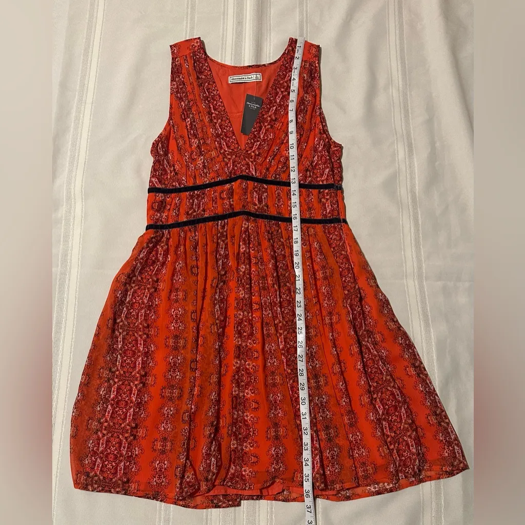 Abercrombie & Fitch Red and Black Floral Midi Dress - Image 11