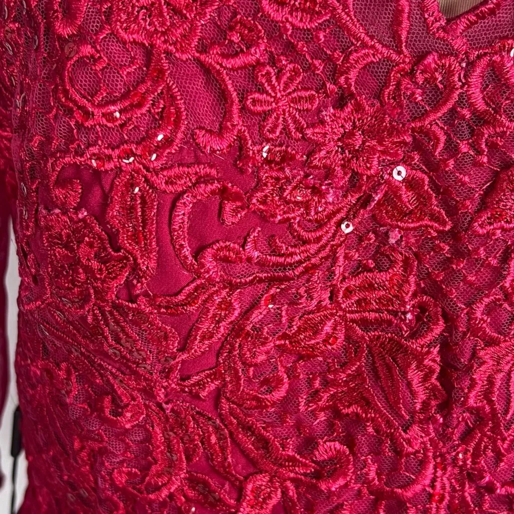 JJs House New Burgundy Lace V - Image 5