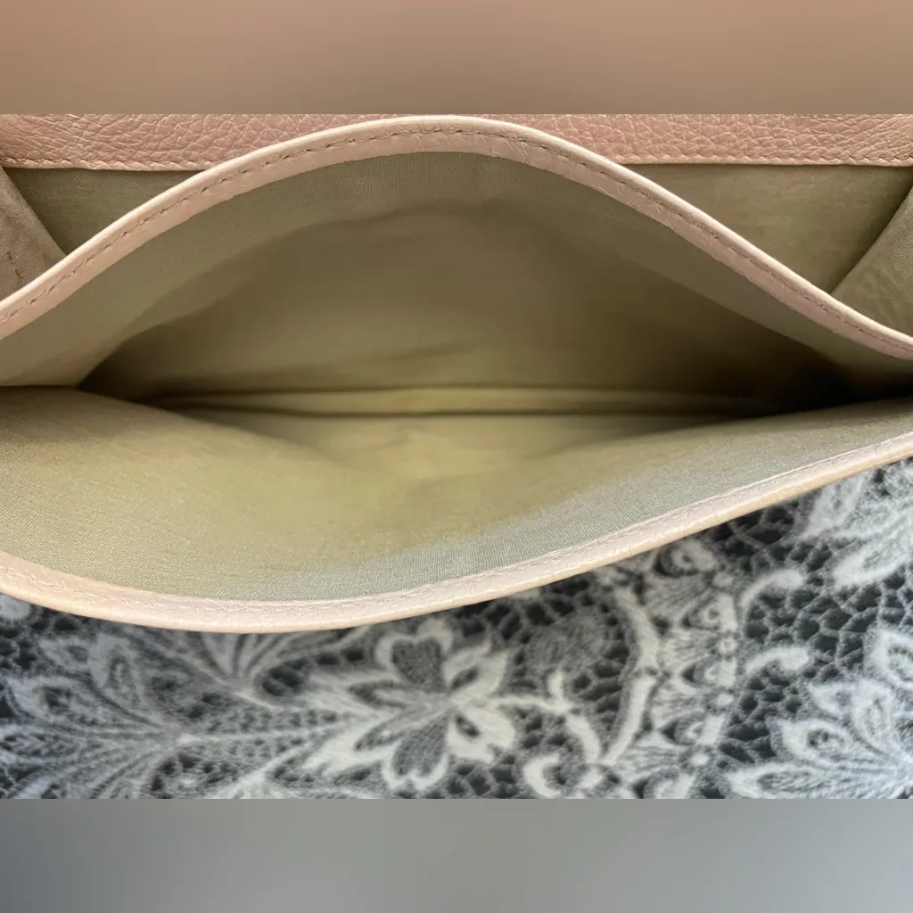 Chloe Pink Longline Wallet GUC - Image 5